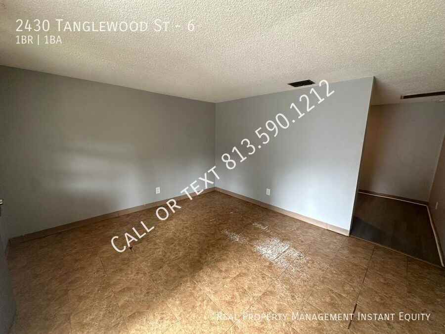 2430 Tanglewood St #6 - Photo 2 of 9