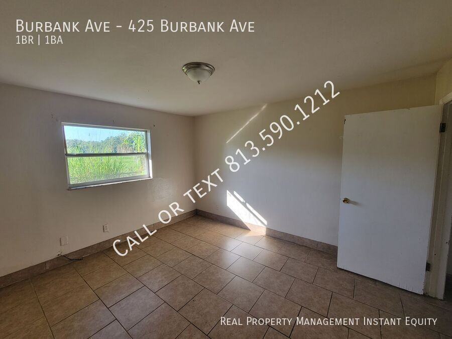 Burbank Ave - Photo 7 of 10