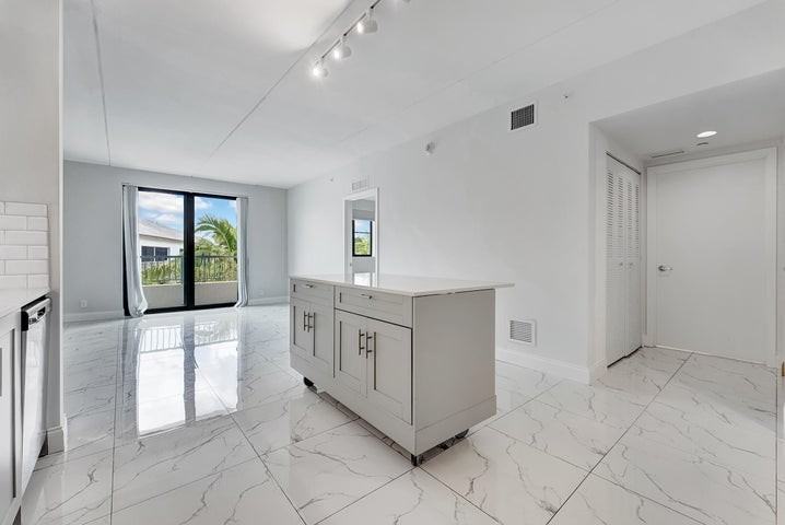 250 West Hidden Valley Boulevard - Photo 6 of 9