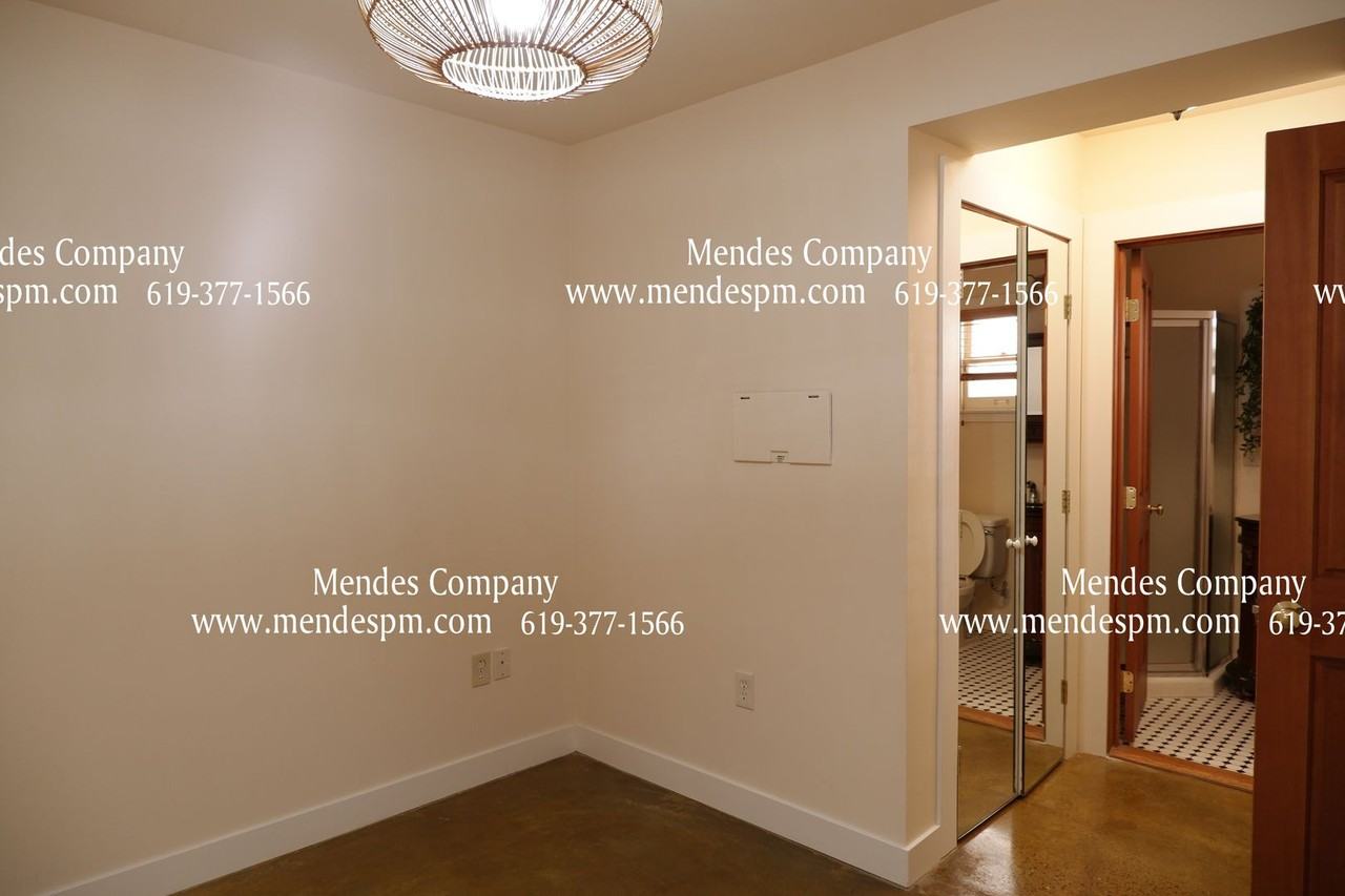 362 15th St - Photo 4 of 14