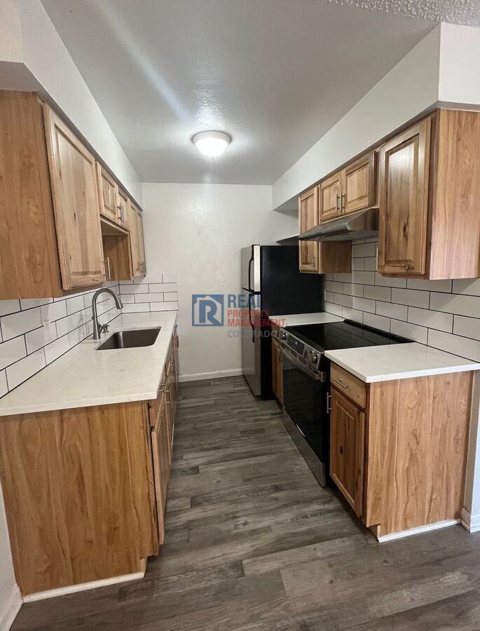 1303 Coffman St #1 - Photo 2 of 11