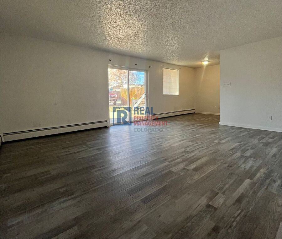 1303 Coffman St #1 - Photo 5 of 11