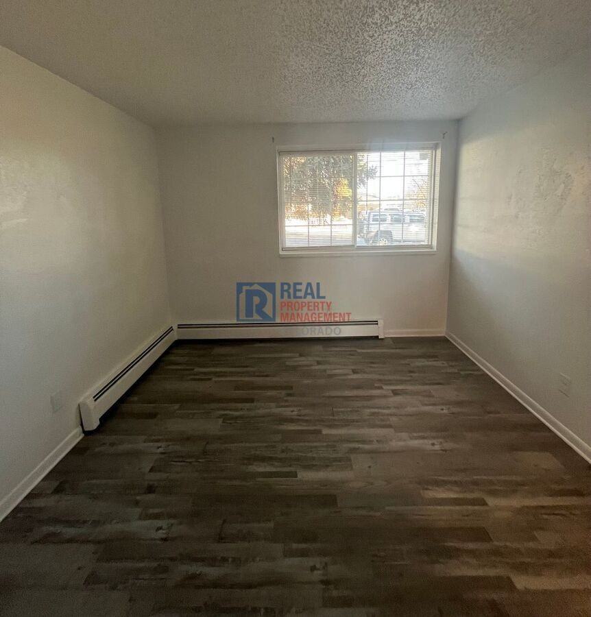 1303 Coffman St #1 - Photo 7 of 11