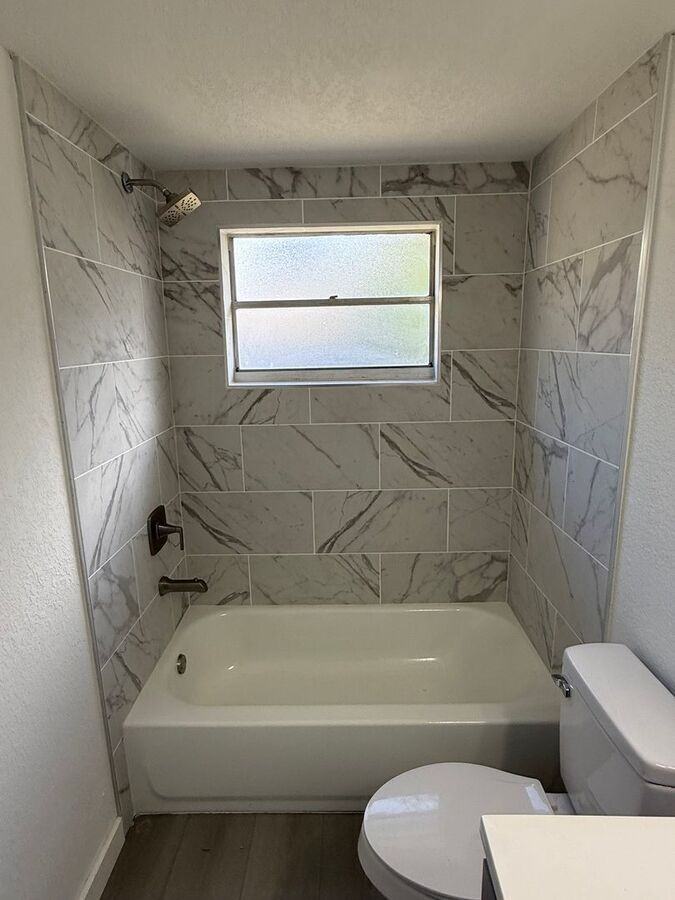 9406 Goldenrod Rd #B - Photo 7 of 8