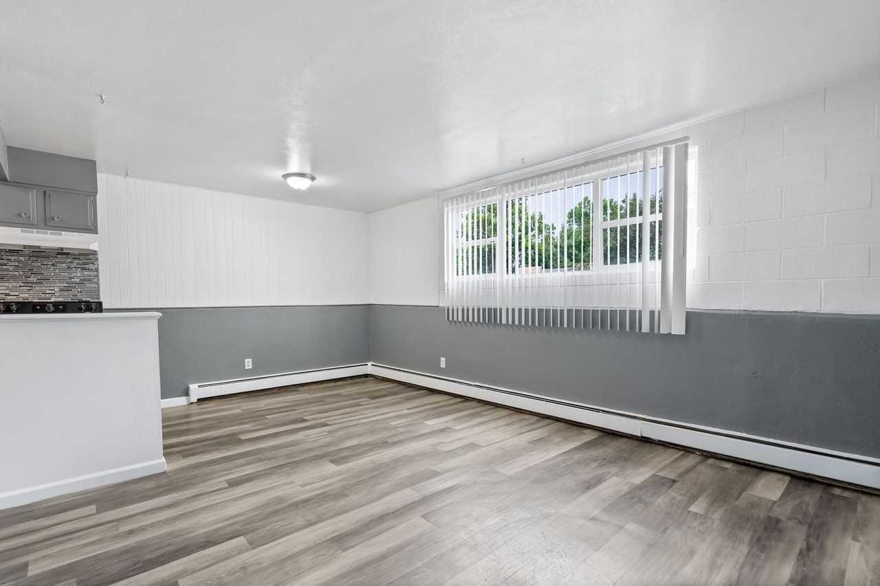 3164 W Colorado Ave #13 - Photo 7 of 23