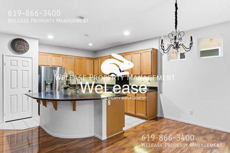 5145 Seaglen Way - Photo 3 of 21