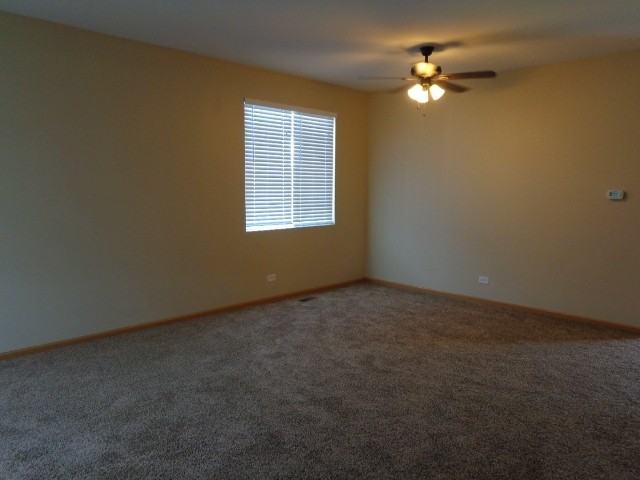 39861 Waterloo Dr - Photo 3 of 11