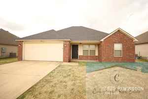 featured image of 3825 Remington Dr