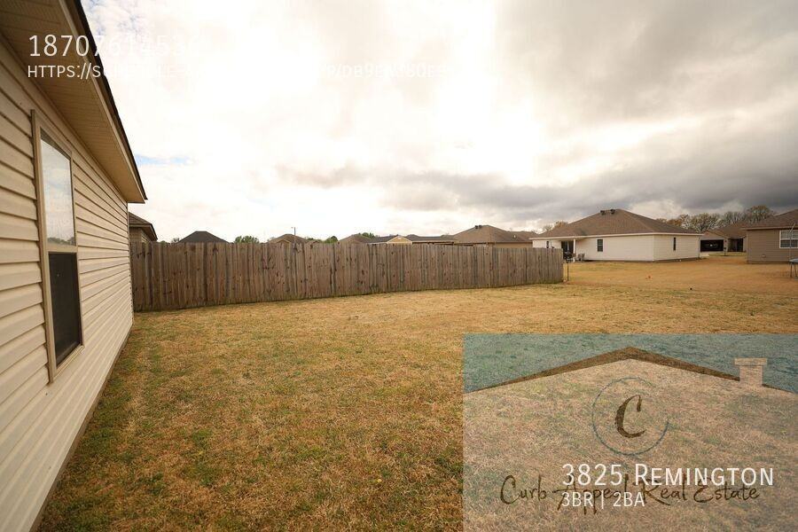 3825 Remington Dr - Photo 4 of 17