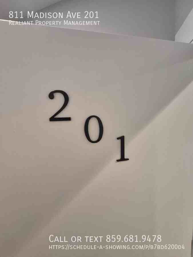 811 Madison Ave - Photo 2 of 17