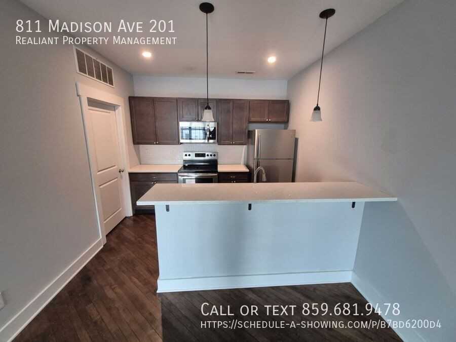 811 Madison Ave - Photo 4 of 17