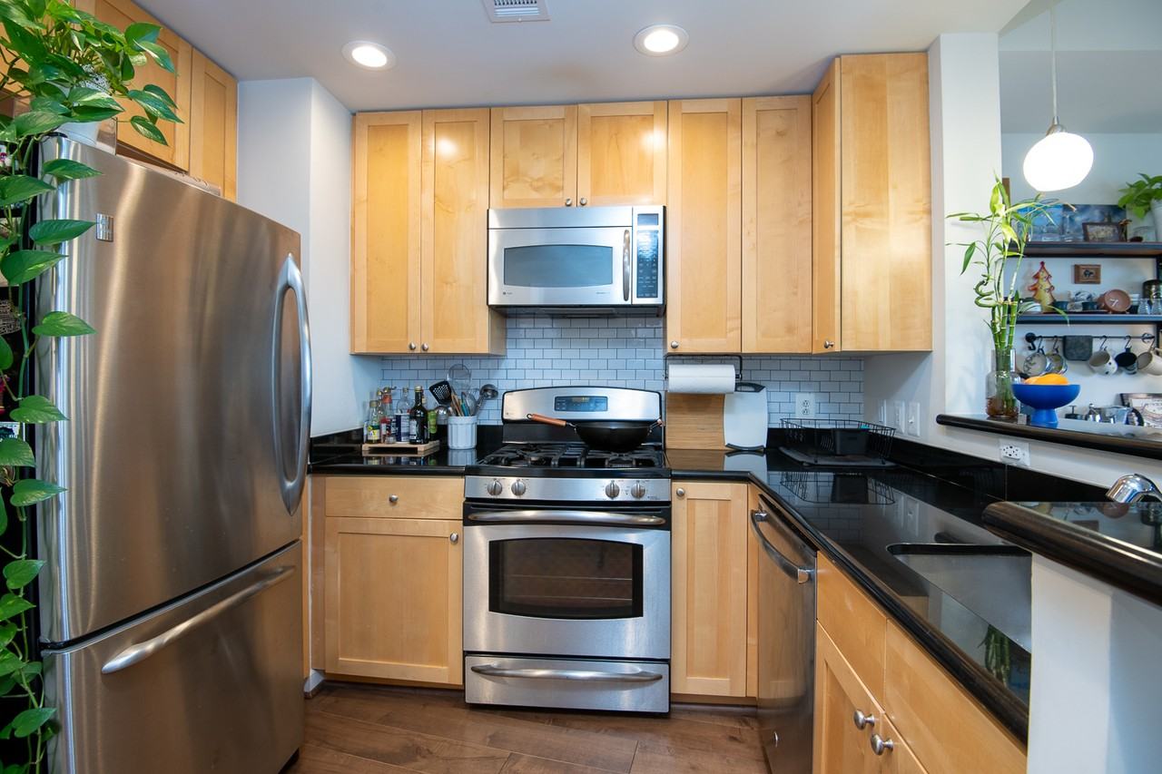 3650 S Glebe Rd #568 - Photo 7 of 17