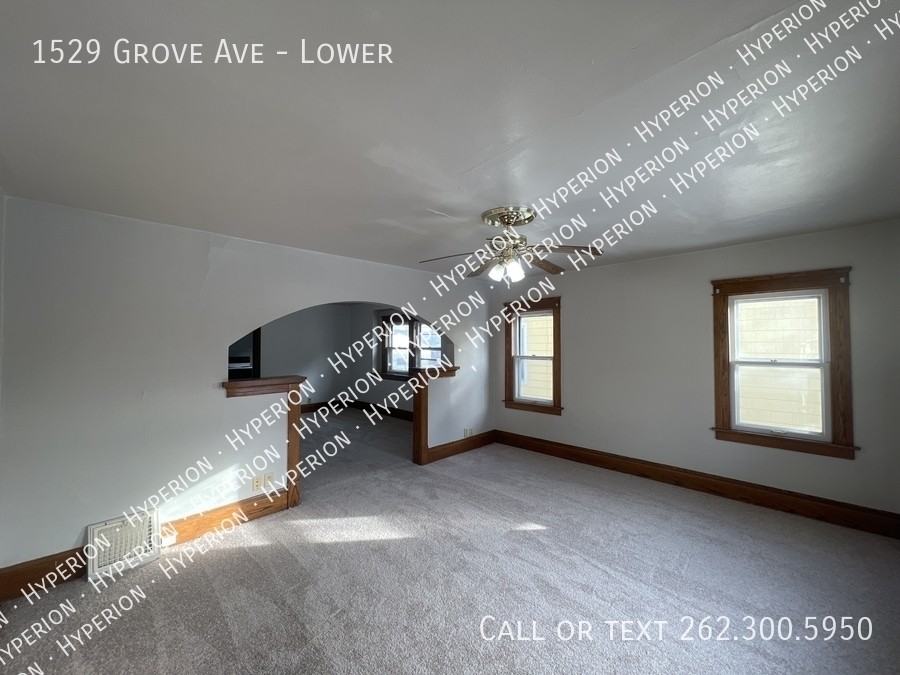 1529 Grove Ave - Photo 4 of 17