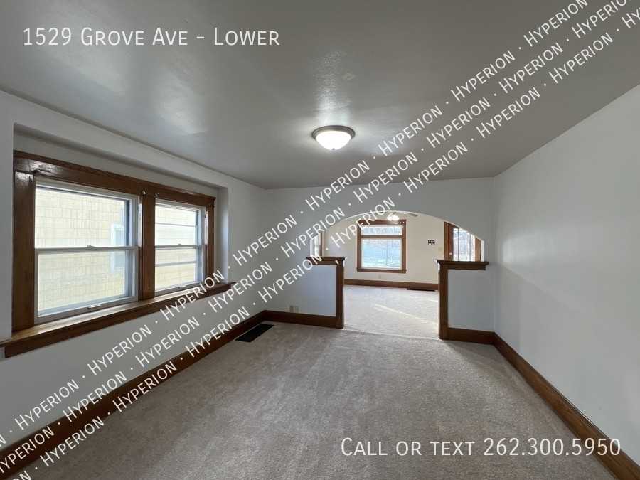 1529 Grove Ave - Photo 5 of 17