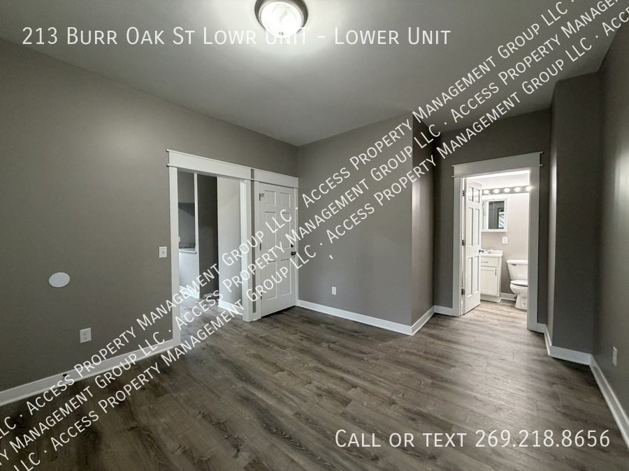 213 Burr Oak St Lowr Unit - Photo 6 of 16