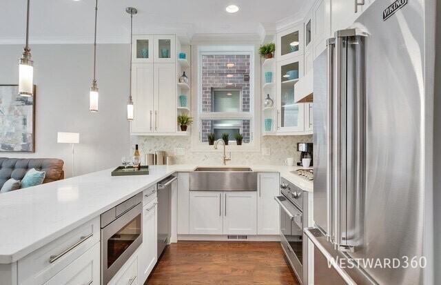 1851 N Winnebago Ave #4 - Photo 2 of 13