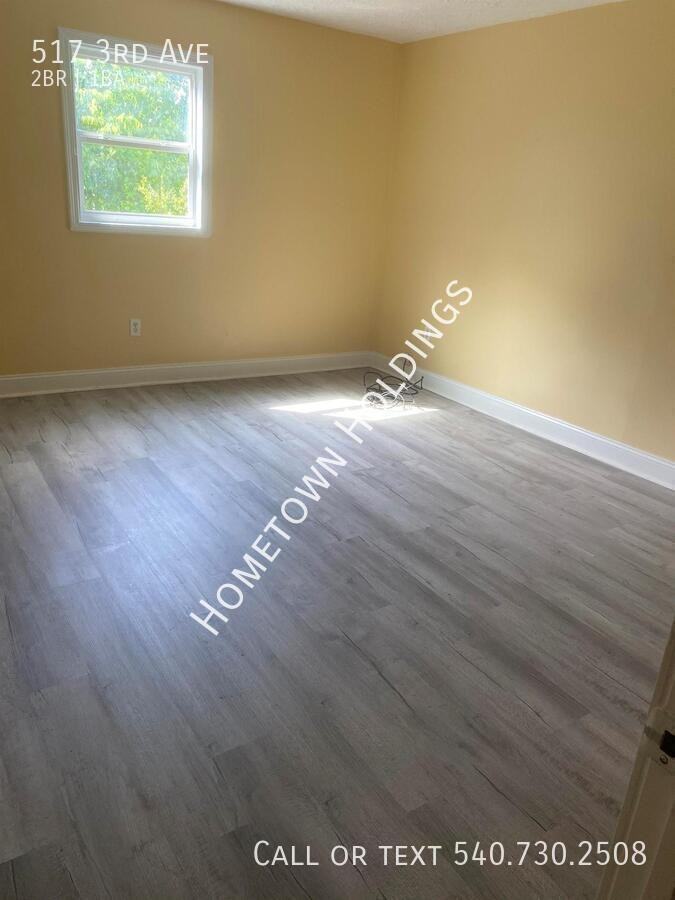 517 3rd Ave - Photo 7 of 7