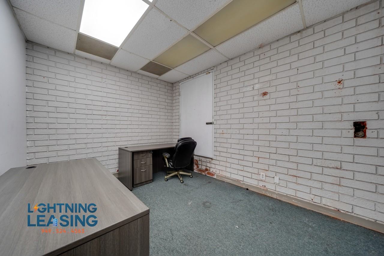 5757 W Pico Blvd - Photo 3 of 20