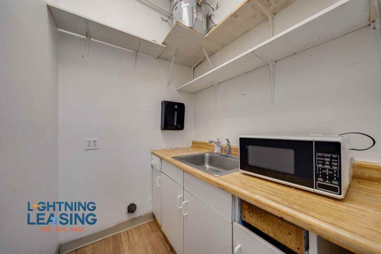 5757 W Pico Blvd - Photo 6 of 20