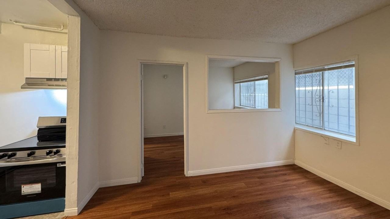 39 Sunset Ave #103 - Photo 2 of 9