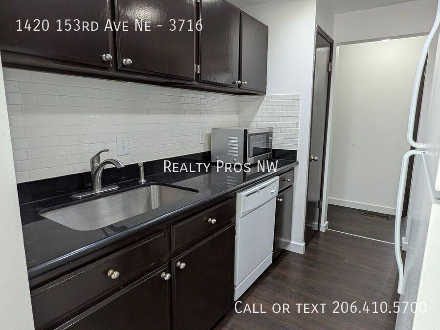 1420 153rd Ave Ne #3716 - Photo 5 of 15