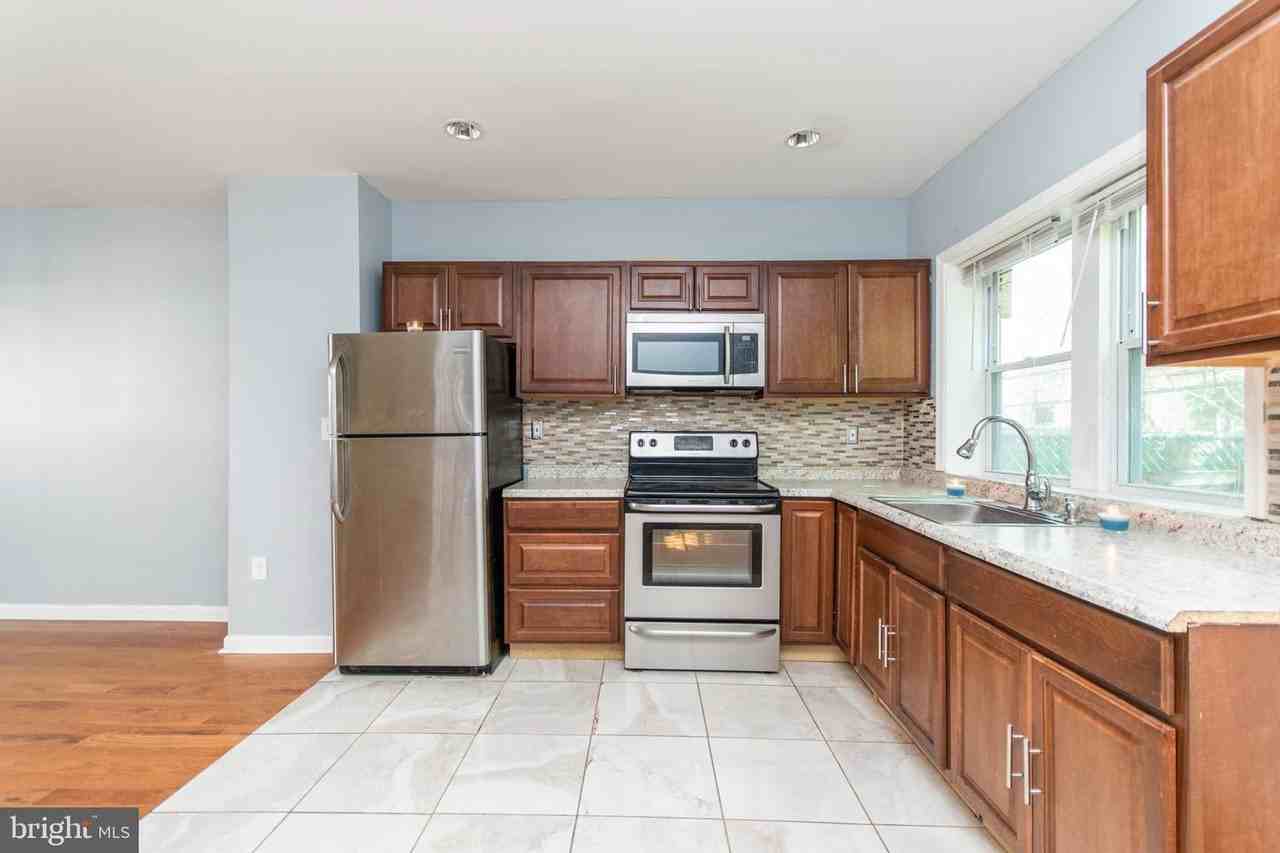 2849 N Bailey St - Photo 5 of 26