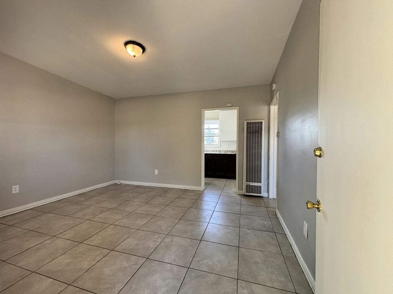 24185 Sunnymead Boulevard, Unit 5 - Photo 5 of 11