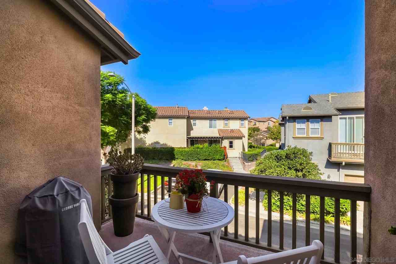 2268 Lattice Ln #1 - Photo 4 of 15