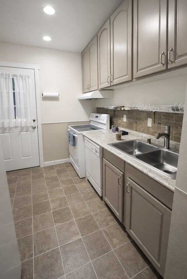 3207 Wisconsin St #1 - Photo 5 of 5