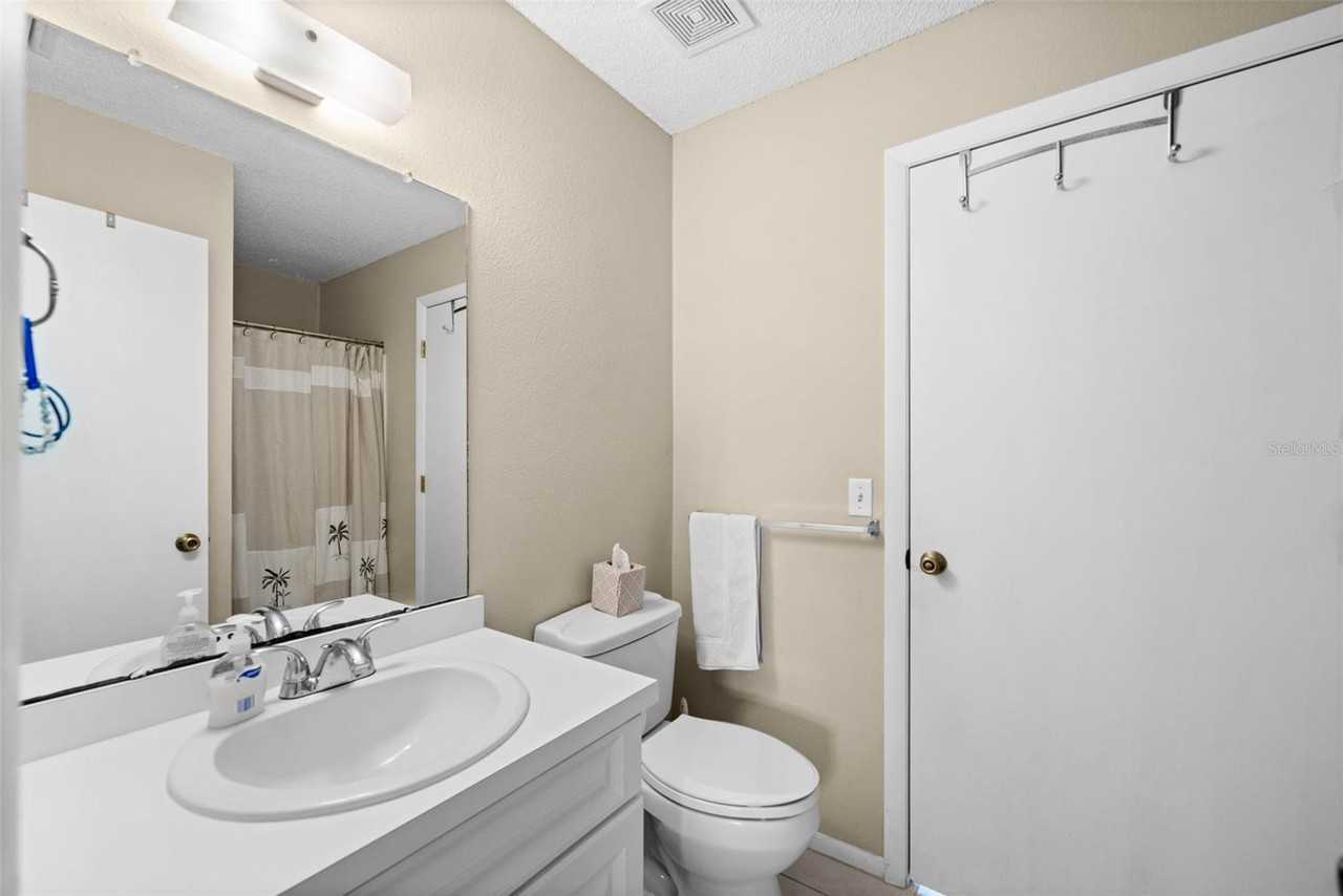 11885 Van Loon Ave #NA - Photo 4 of 41