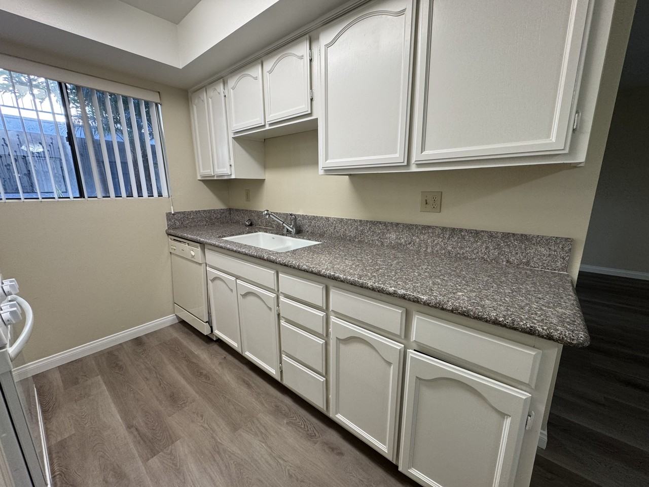 515 E Elmwood Ave #104 - Photo 2 of 12