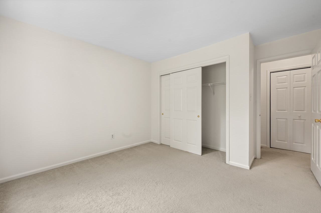 13 Woodstream Dr #NA - Photo 2 of 14