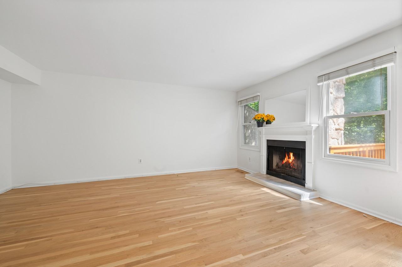 13 Woodstream Dr #NA - Photo 6 of 14