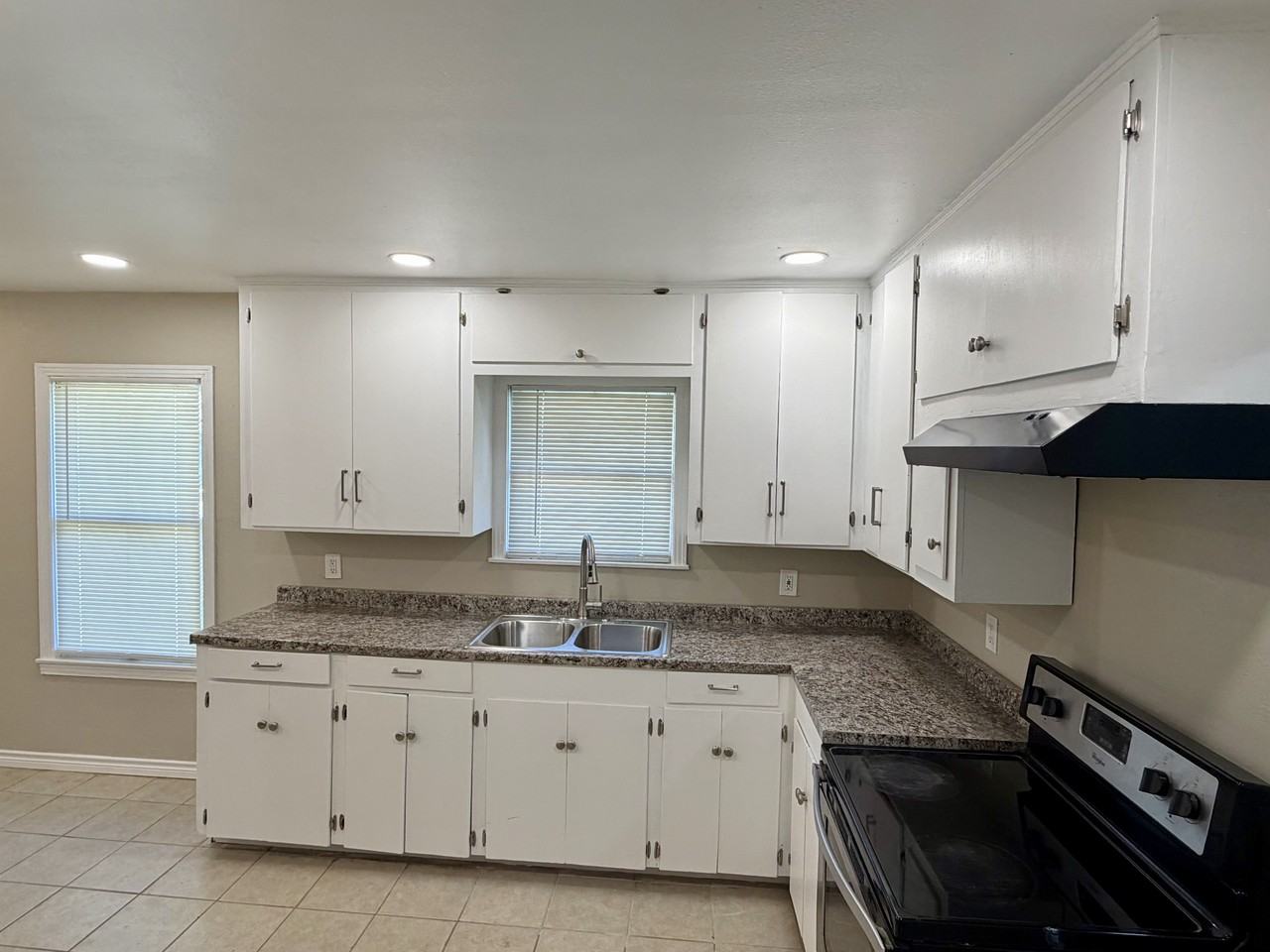 3933 Harris Dr #NA - Photo 3 of 11