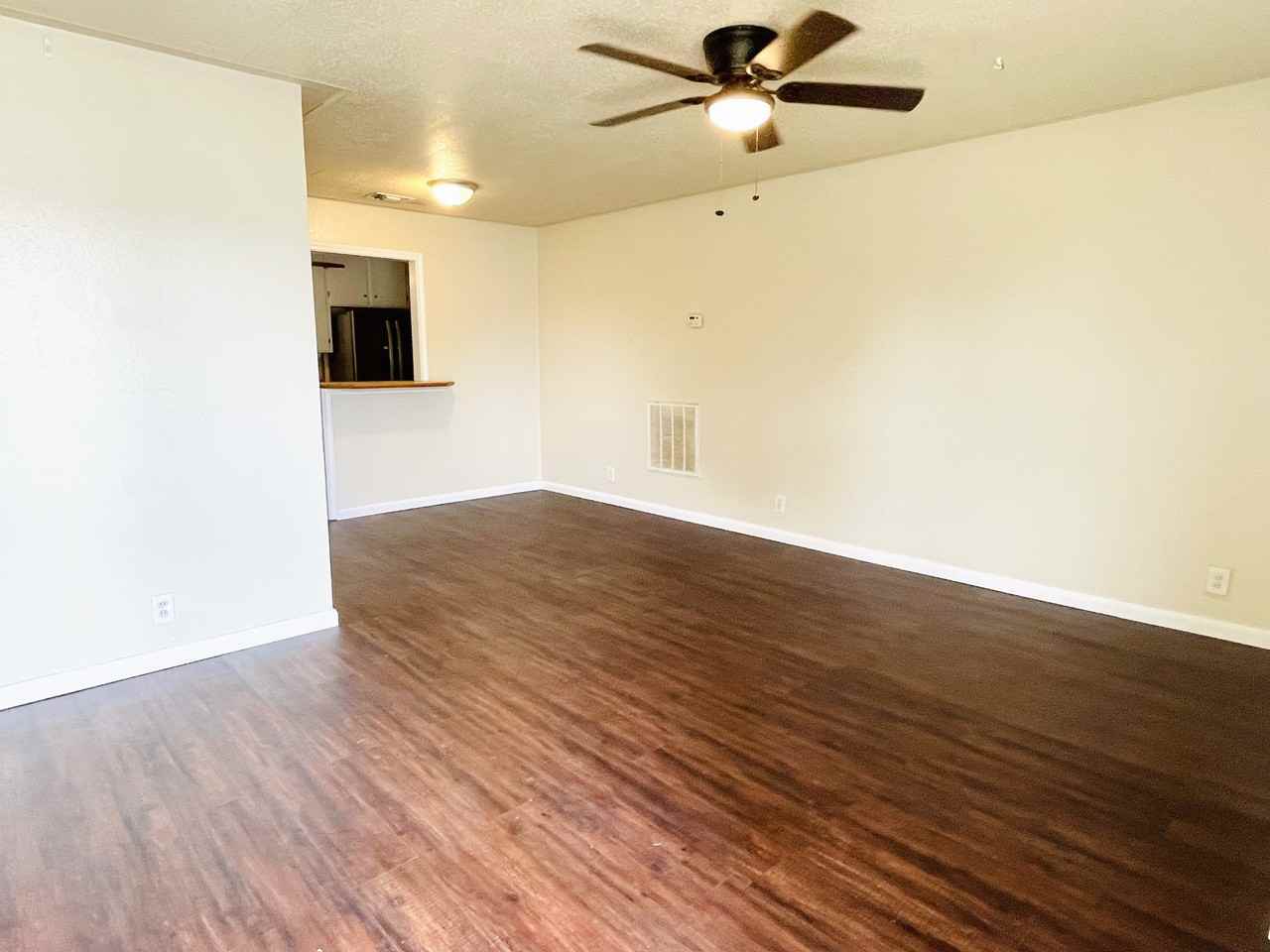 5905 Hugo Dr #NA - Photo 4 of 11