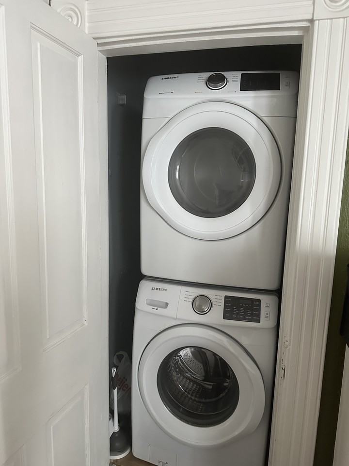 518 E 2nd St #2 - Photo 4 of 13