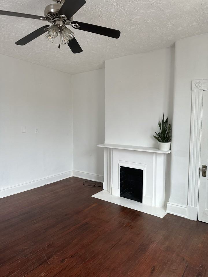 518 E 2nd St #2 - Photo 6 of 13