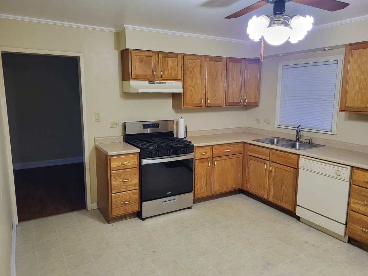 517 Lakewood Blvd #NA - Photo 7 of 29