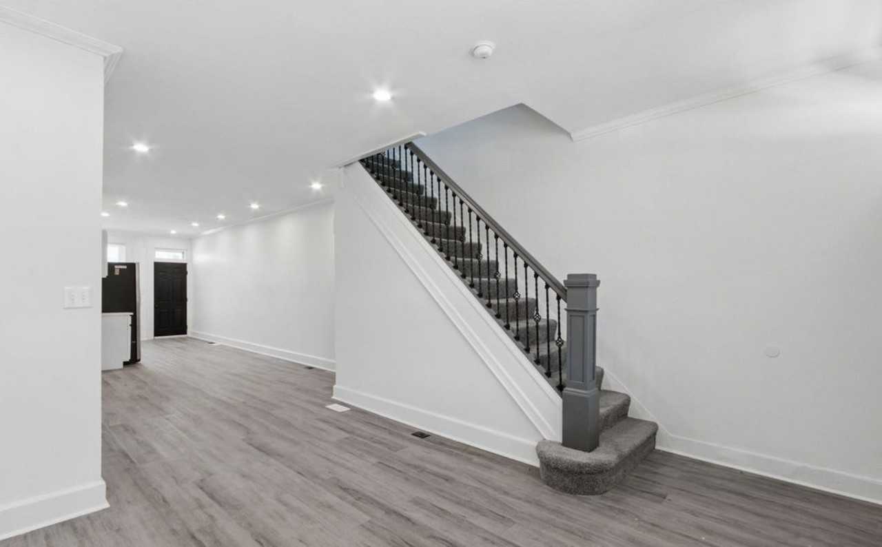 2582 Edmondson Ave #2582 - Photo 7 of 34