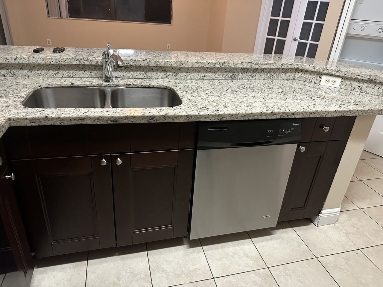 2550 Sw 18th Ter #1 - Photo 4 of 40