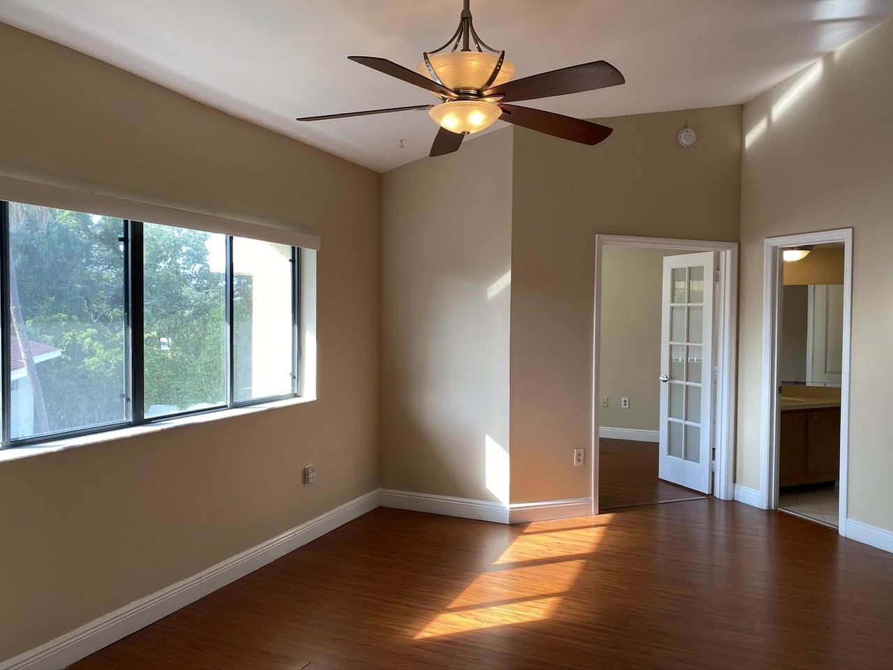 2550 Sw 18th Ter #1 - Photo 7 of 40