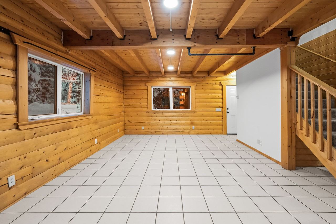 1005 Seawolf Dr #1 - Photo 5 of 19