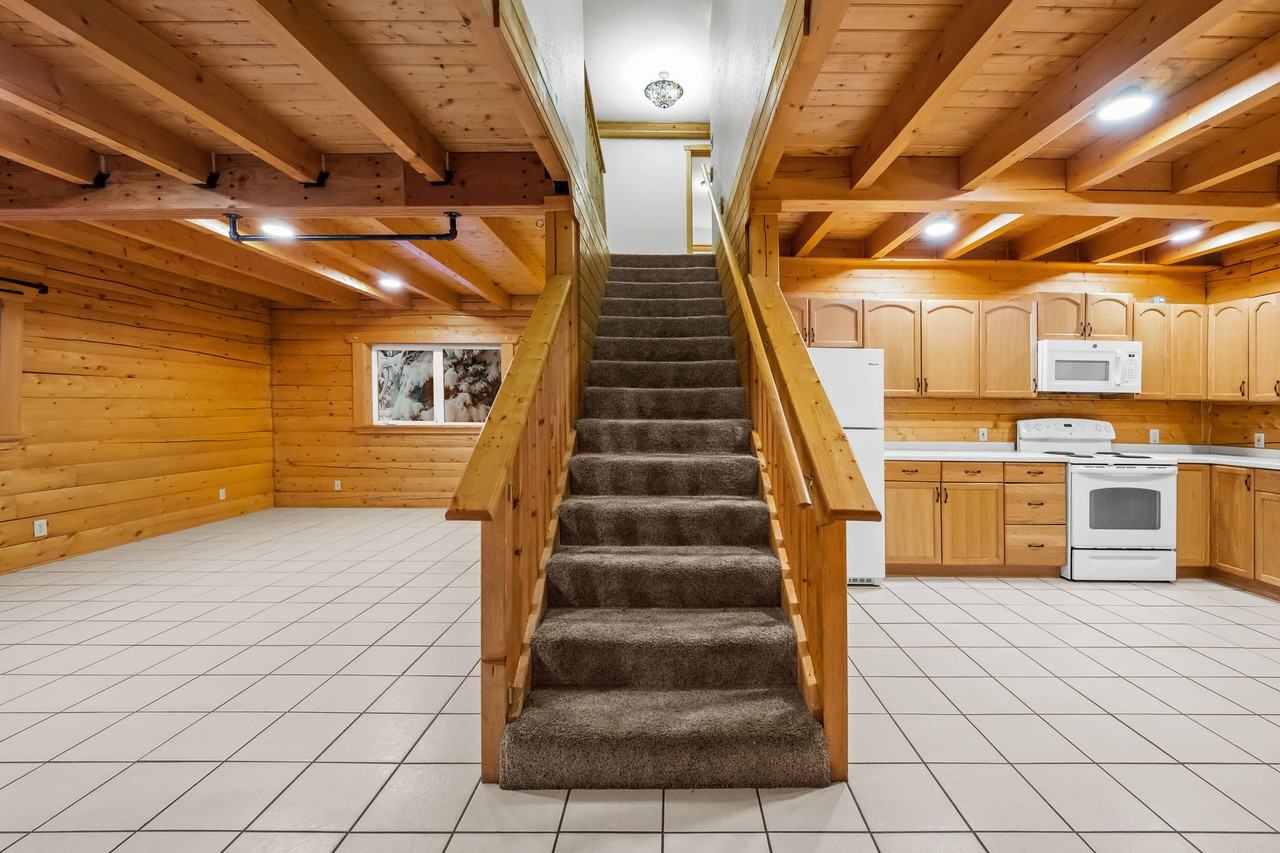 1005 Seawolf Dr #1 - Photo 6 of 19