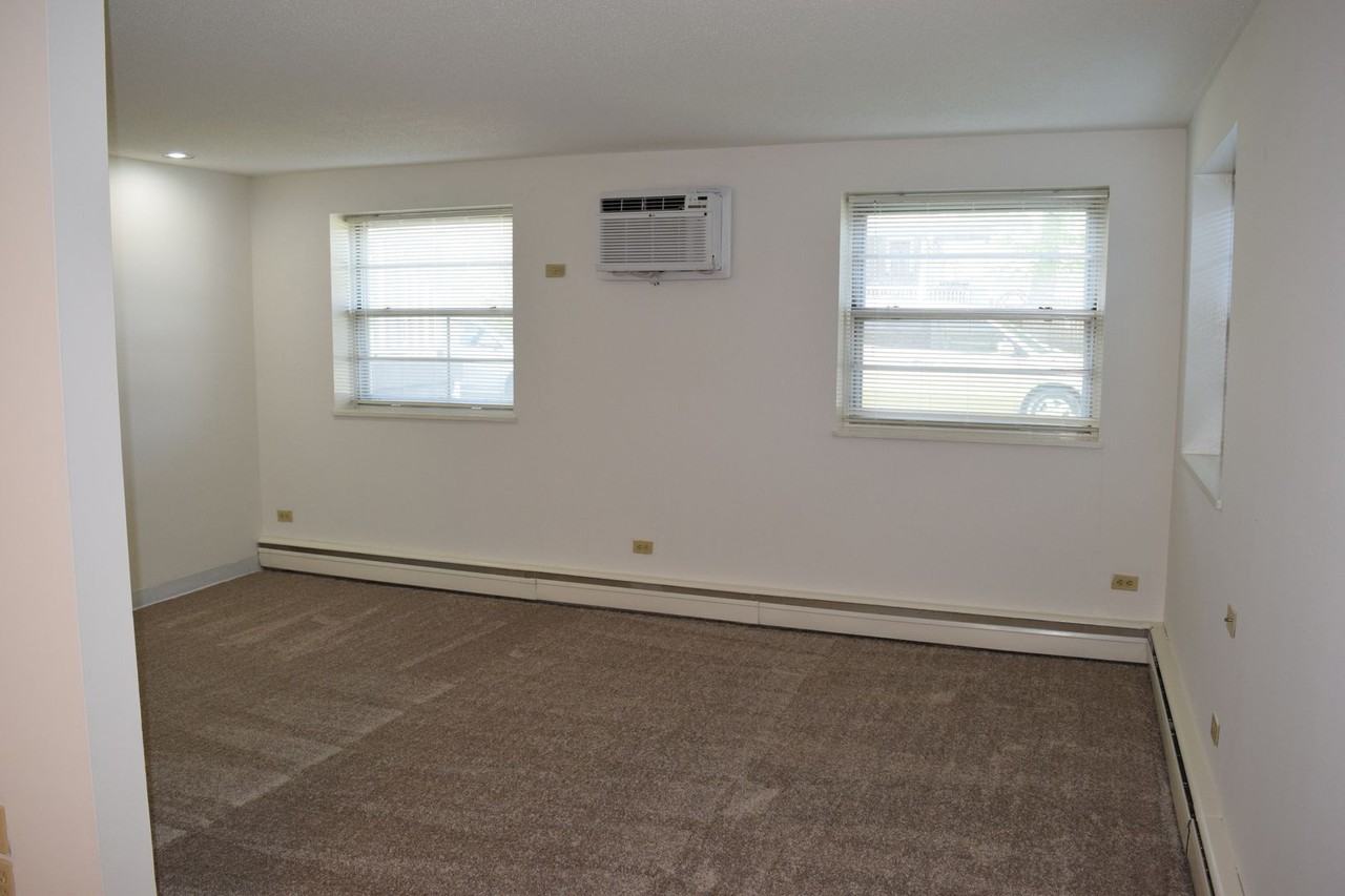 Clark Street Apartments by Royse + Brinkmeyer - Photo 5 of 48