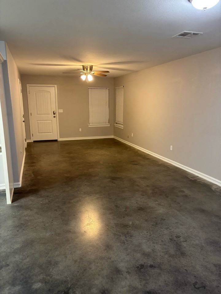 4110 Maple Dr #1 - Photo 3 of 11