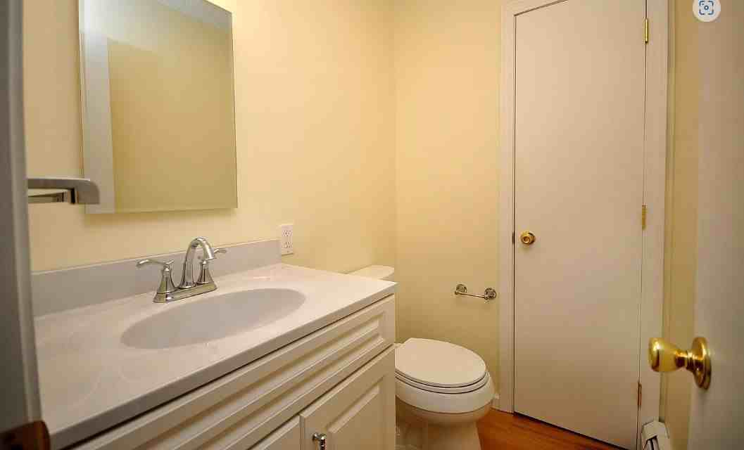 1700 Farmington Ave #B - Photo 6 of 23