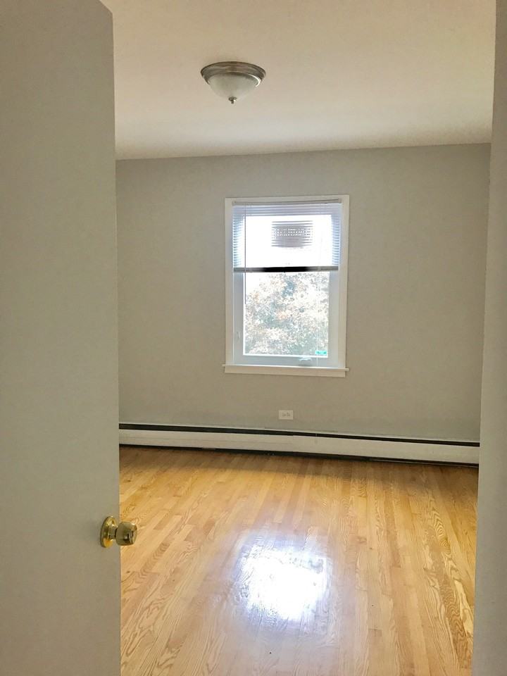 1500-04 North 22nd Avenue - Photo 2 of 9