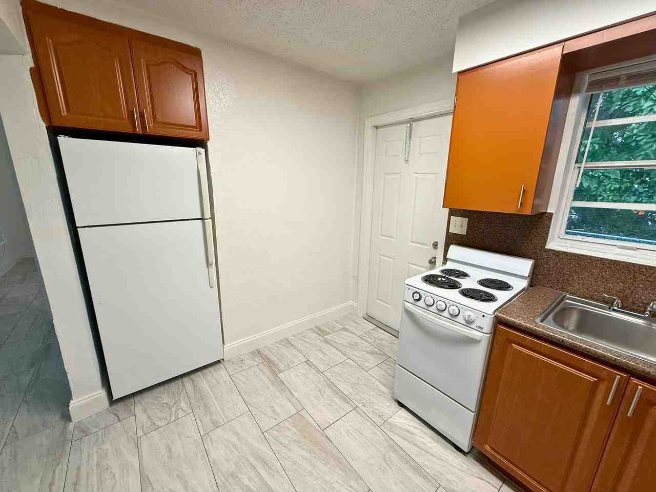 5733 Harding Street - Photo 4 of 15