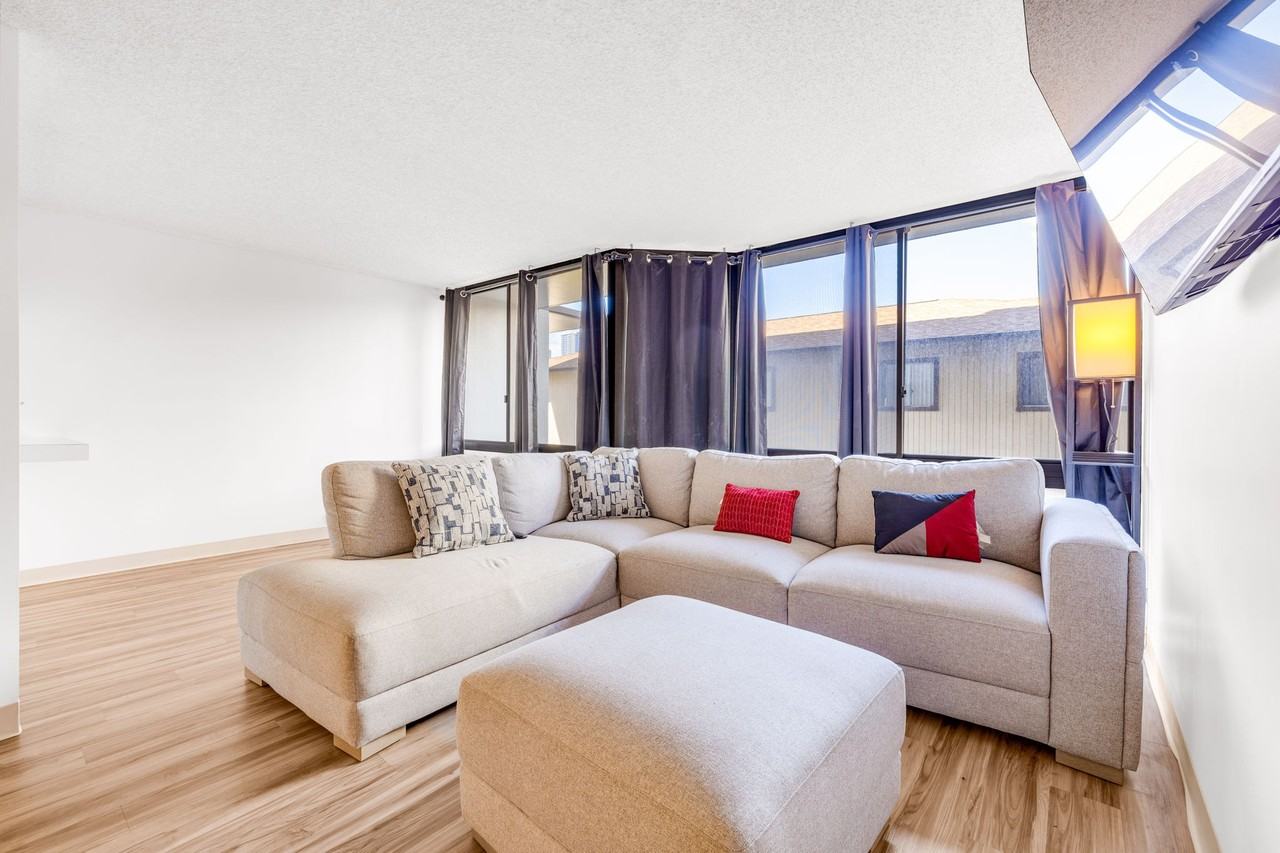 1820 Waiola StreetApt. 203 #1 - Photo 7 of 17