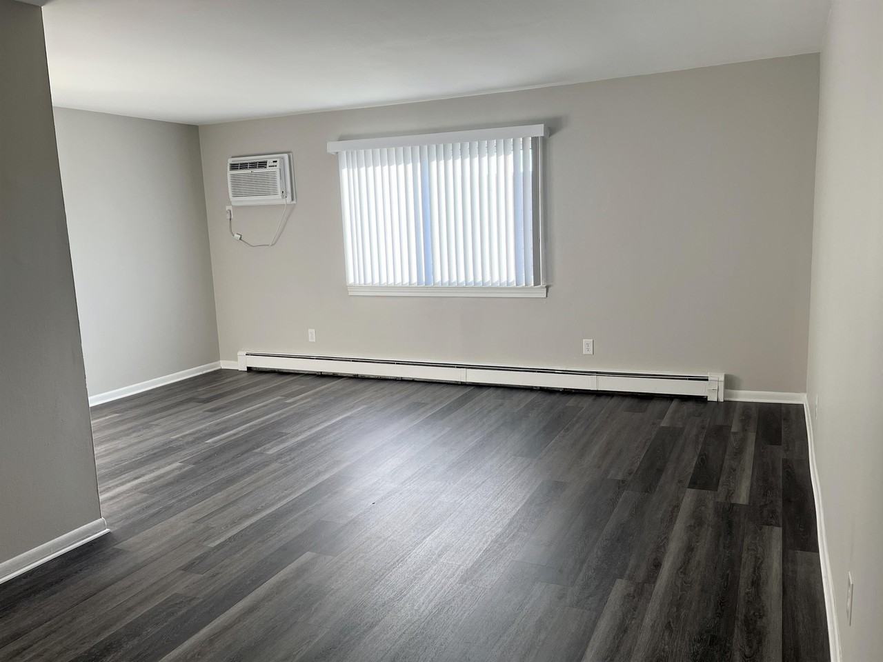 Conlin Park - Photo 4 of 15